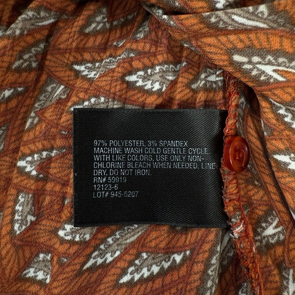 EAST 5TH PETITE Orange Leaf Print Button Front Pleated Long Flare Sleeve Top 1X - Picture 6 of 7